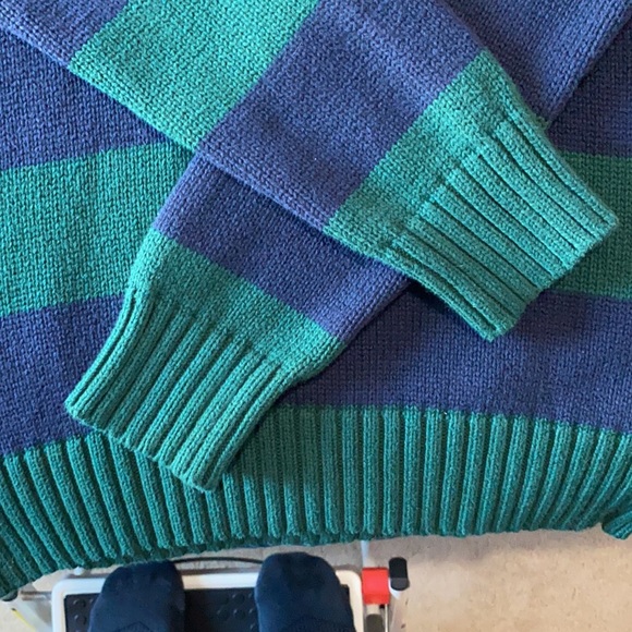 Boys Polo Sweater size L (14-16).  Green and Blue in color. Excellent condition! - Picture 3 of 4